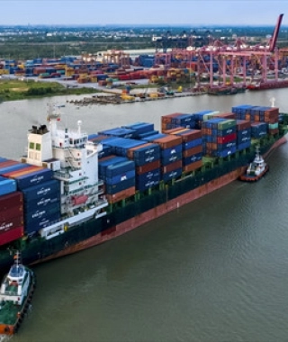 Dịch vụ vận chuyển hàng hóa đường thủy tại công ty AnzEn